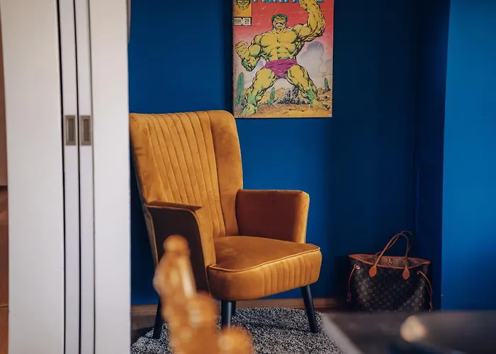 Marvel 2bd In Modern With Cozy Terrace Appartement